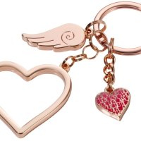 Brelok TROIKA Love Is In The Air, emaliowany metal, różowe złoto