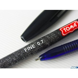 Długopis JEANS Medium końcówka fine 0,8mm, czarny TO-049 Toma