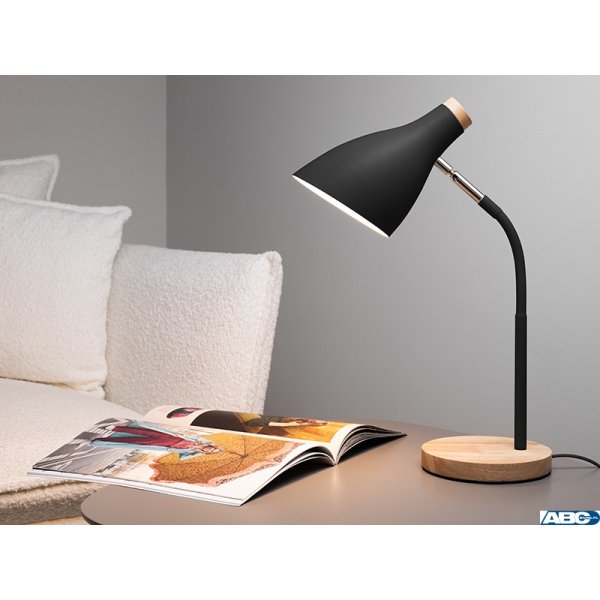 Lampka biurkowa TRACER Scandi czarna 40W TRAOSW47237